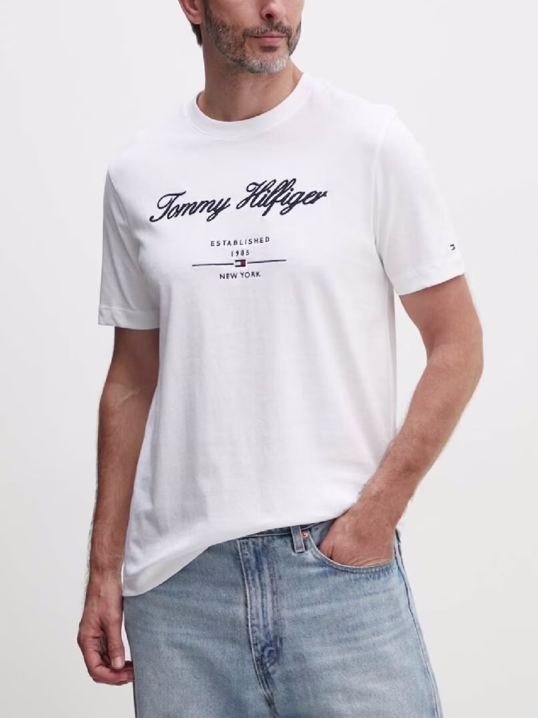 Tommy Hilfiger Ανδρικό Άσπρο T-Shirt Με Ανάγλυφο Λογότυπο Στο Κέντρο