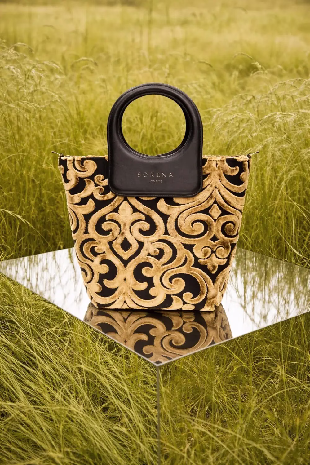 SORENA CASSANDRA MEDIUM STATEMENT TOP-HANDLE BAG
